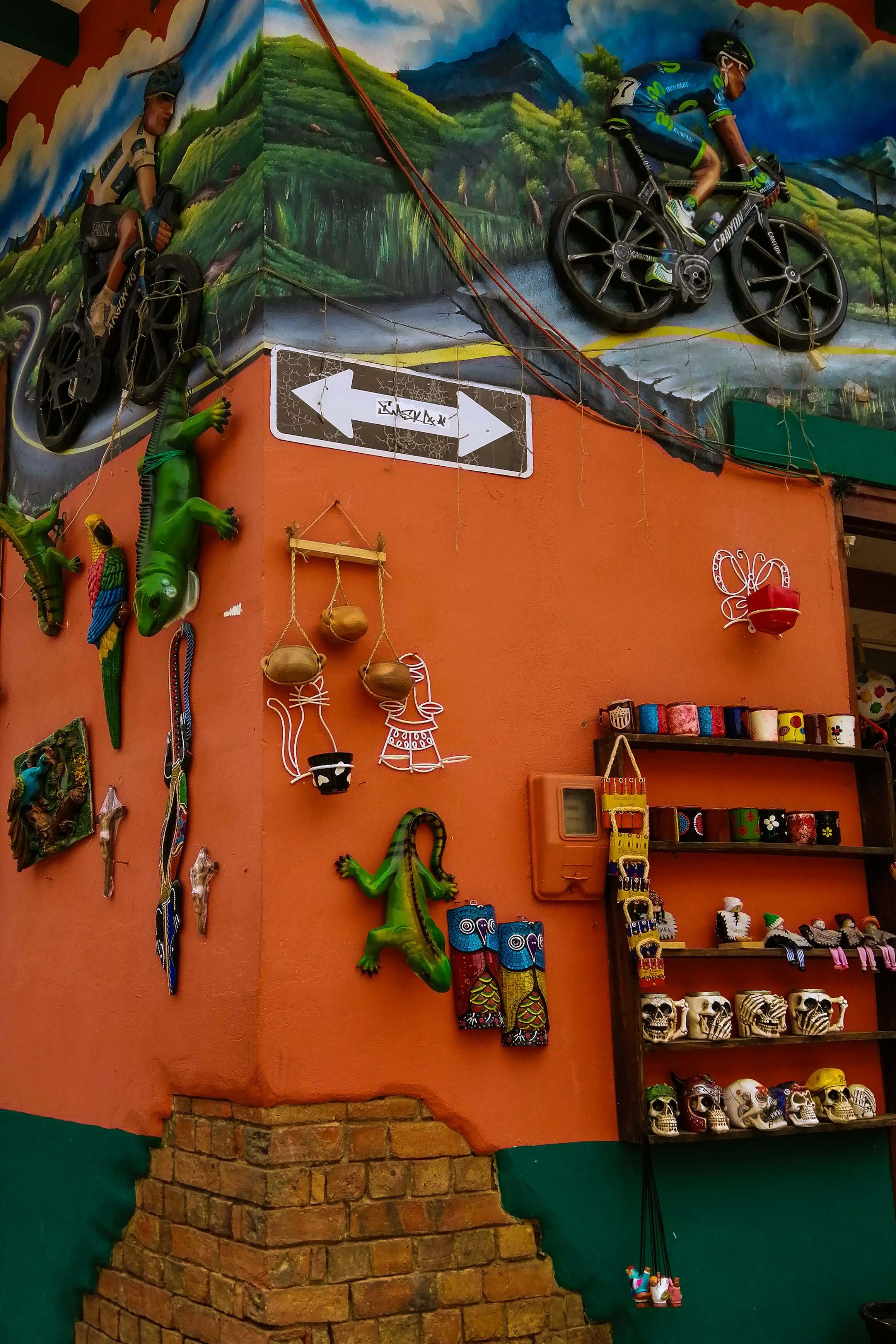 Local crafts in La Fortuna